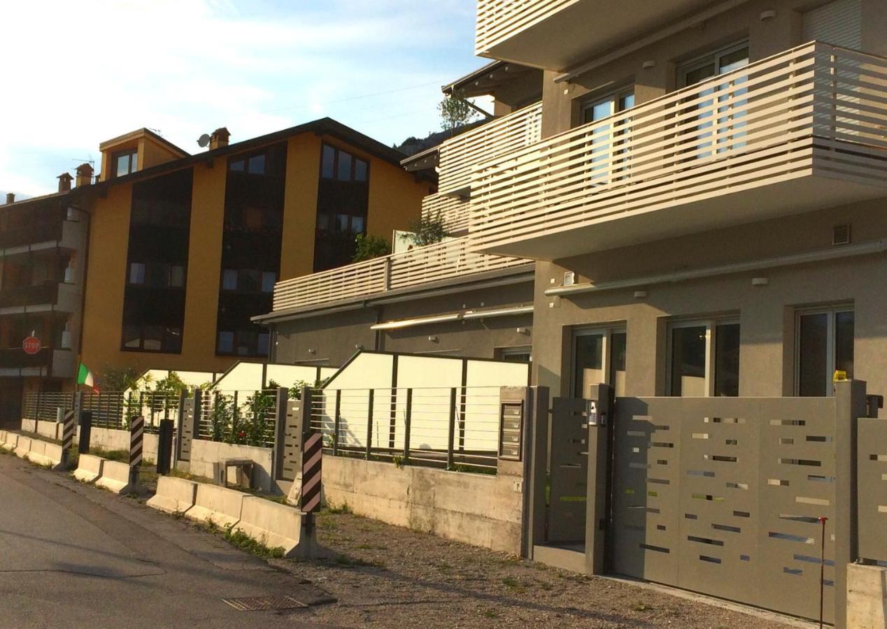 Amarillys Apartment And Rooms In Casaclima Torbole Sul Garda Екстериор снимка