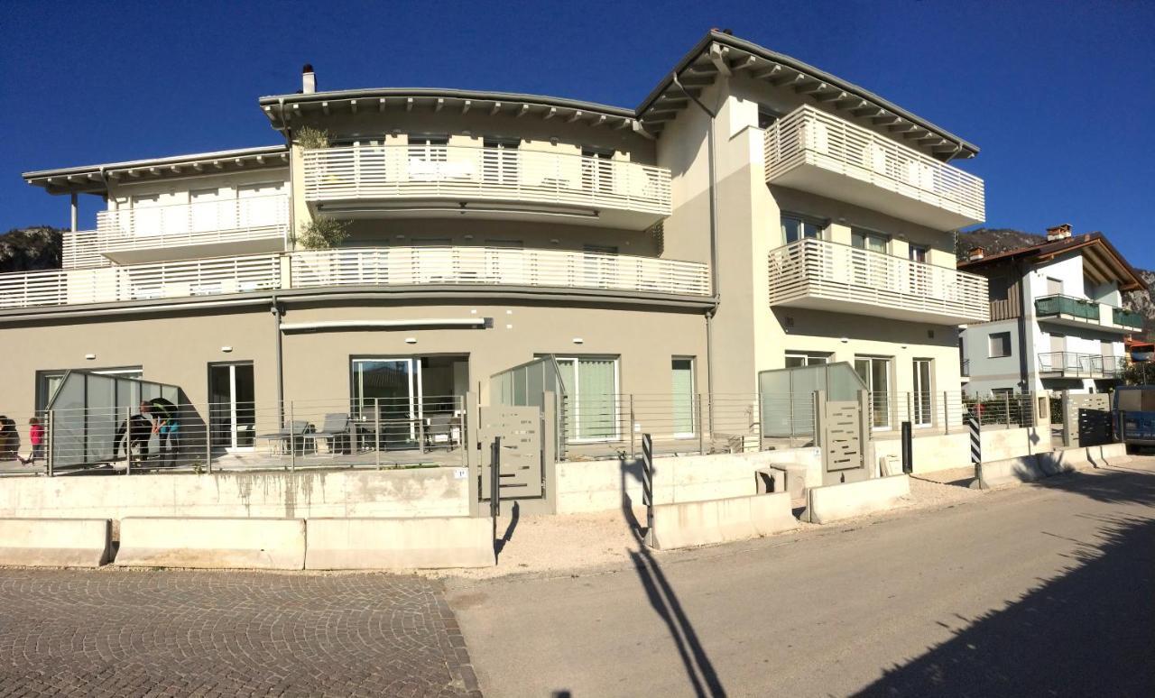 Amarillys Apartment And Rooms In Casaclima Torbole Sul Garda Екстериор снимка