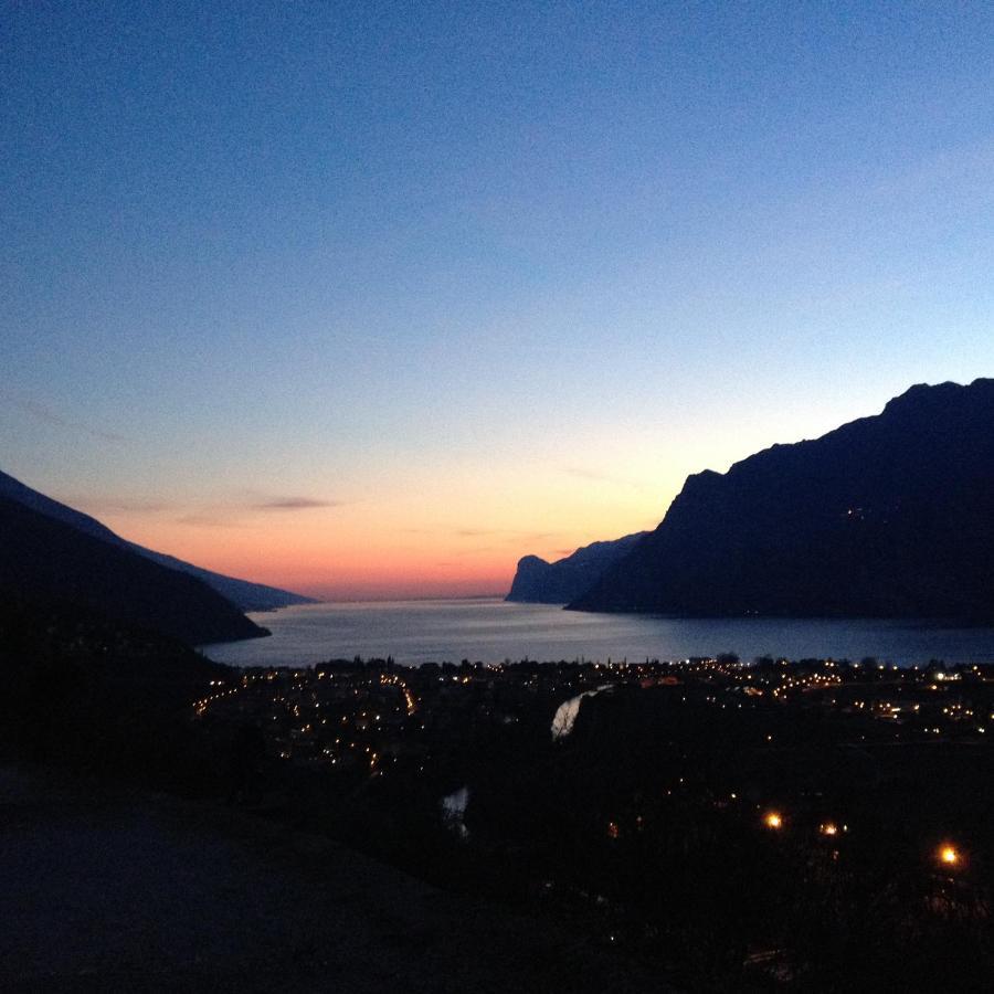 Amarillys Apartment And Rooms In Casaclima Torbole Sul Garda Екстериор снимка